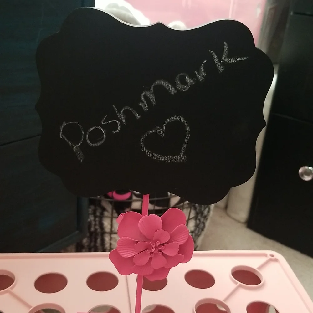 Flower desk chalkboard